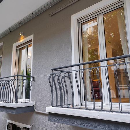 Spacious Modern Apartment In Athens Near Metro エクステリア 写真
